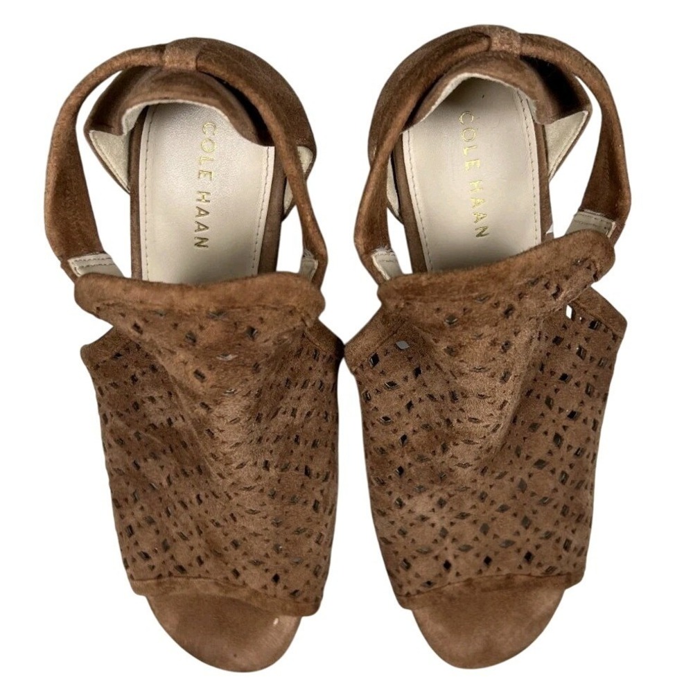 Cole Haan Women's Sz 6.5 B, Brown Suede Open Toe Sandals Style 20645